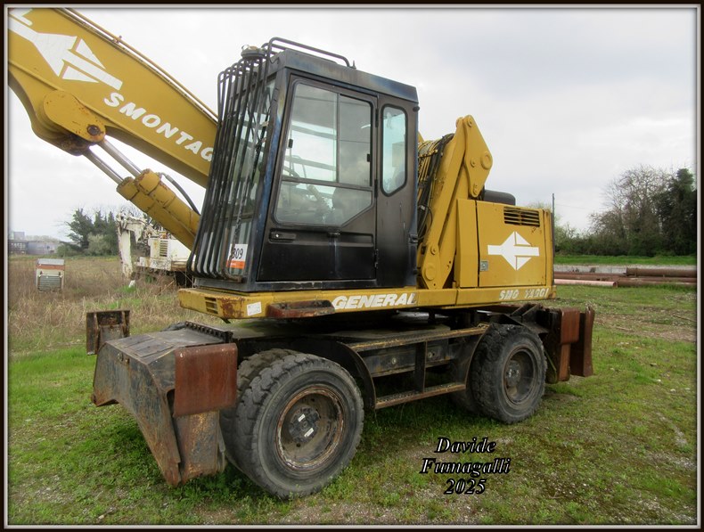 Colmar CL402 002.jpg