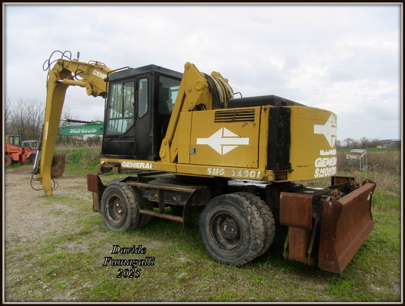 Colmar CL402 003.jpg