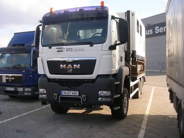 MAN 111.jpg
