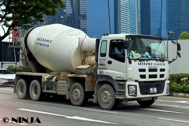 Isuzu_CYH_8x4_Mix_SGP_15.jpg