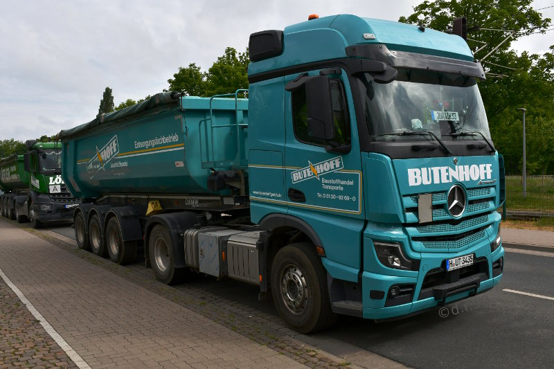 MB Actros F Bigspace Buitenhoff.jpg