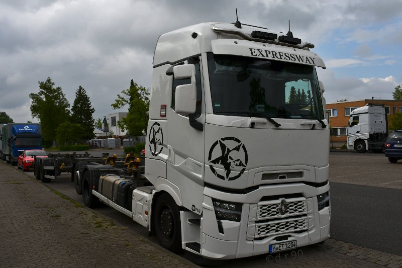 Renault T high 480 Expressway Transport.jpg