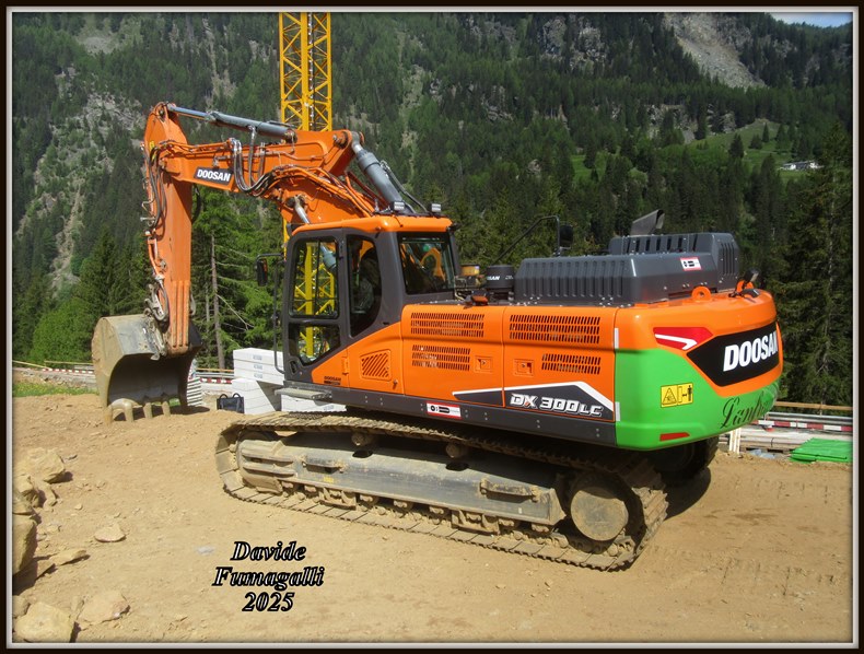 Doosan DX300 Lanfranchi 001.jpg