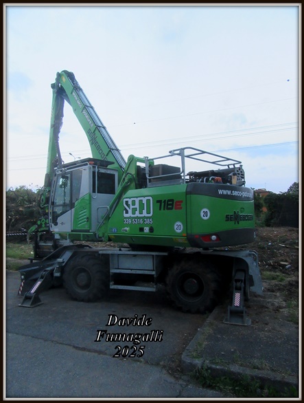 Sennebogen 718E Seco (9).jpg