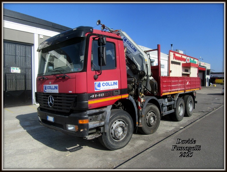Mercedes-Benz Actros 4148 Collini 001.jpg