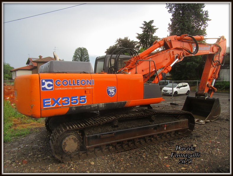 Fiat Hitachi EX355 Colleoni (6).jpg