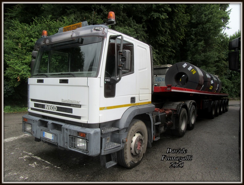Iveco Eurotrakker 720E44 Battazza 004.jpg