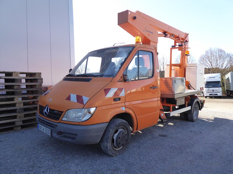 MB Sprinter 411CDI Ruthmann Orange 1 (Copy).jpg
