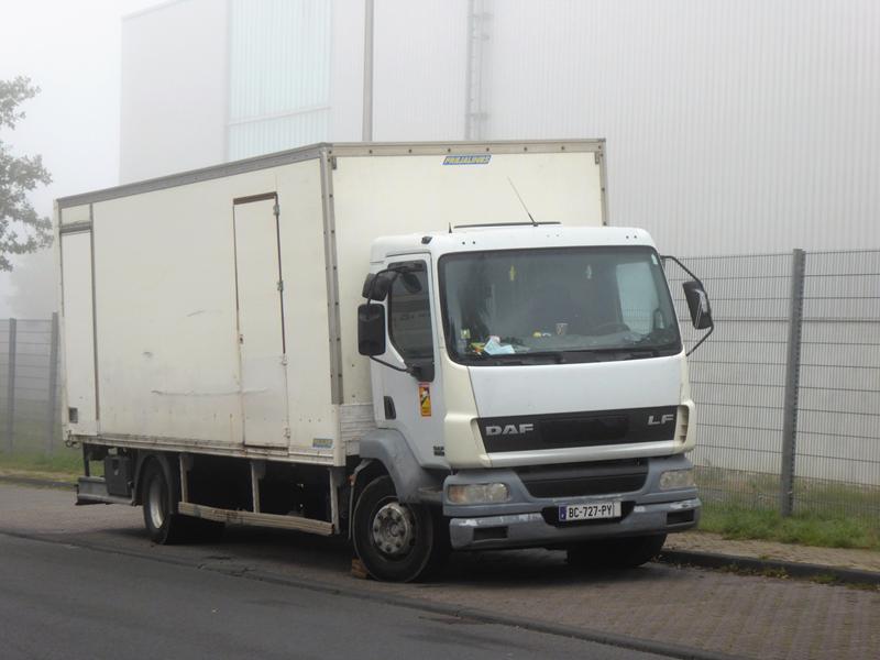 DAF LF 55.220 Koffer France 1 (Copy).jpg