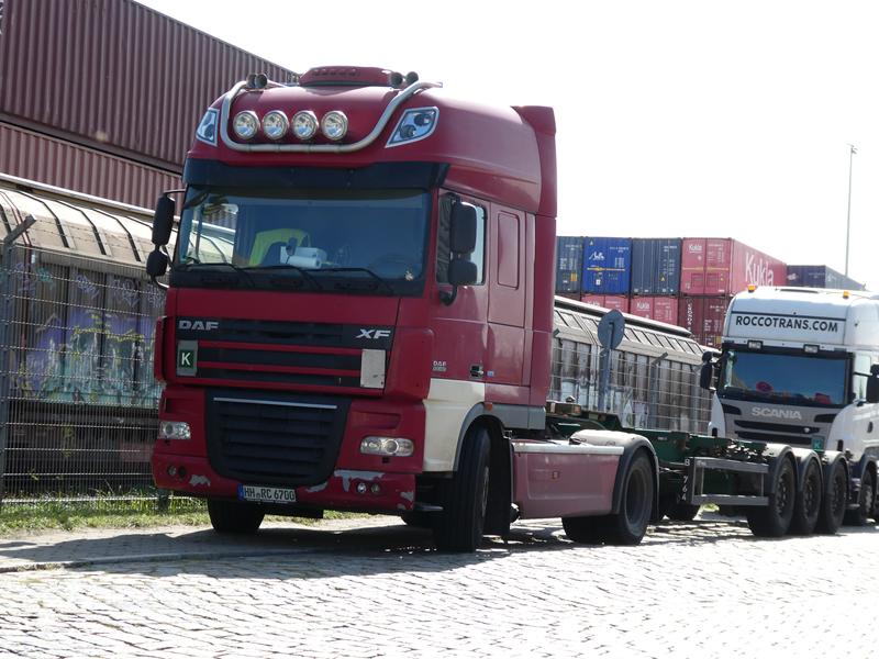 DAF XF 105.460 SZM HH Rot 1 (Copy).jpg