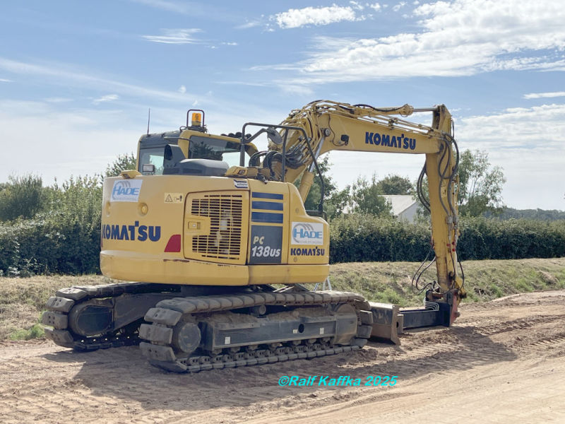 Komatsu PC 138US.jpg