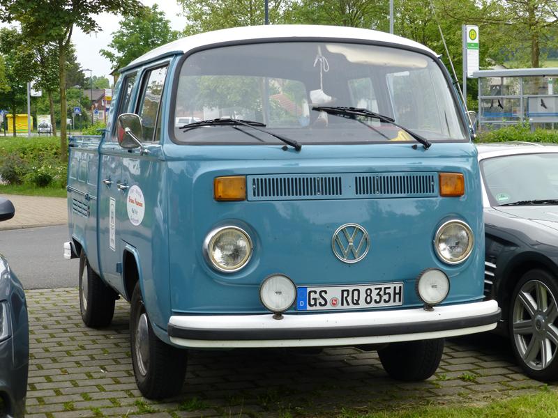VW T2b Doka Blau 1 (Copy).jpg