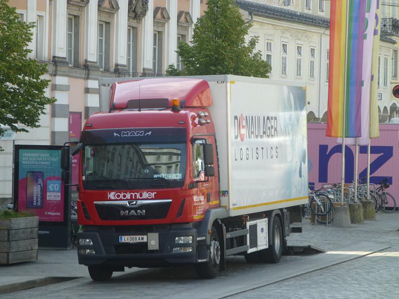 MAN TGM 18.290 Koblmüller 2 (Copy).jpg