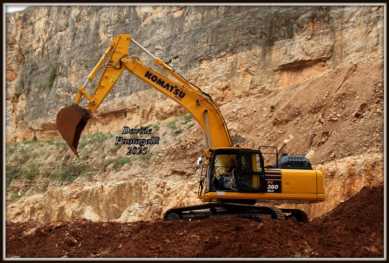 Komatsu 360 (5).jpg