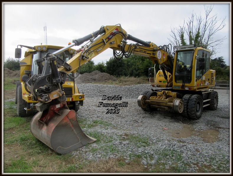 Atlas 160W SR Oliver Dixon 003.jpg