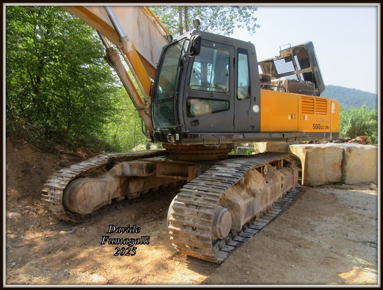 Hyundai 500-7A (2).jpg