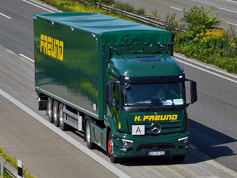 FREUND 188, BM-SF 950 0139.jpg