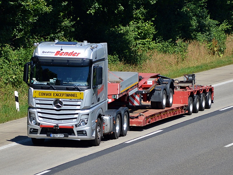 Bender, SI-JB 1978 0073.jpg