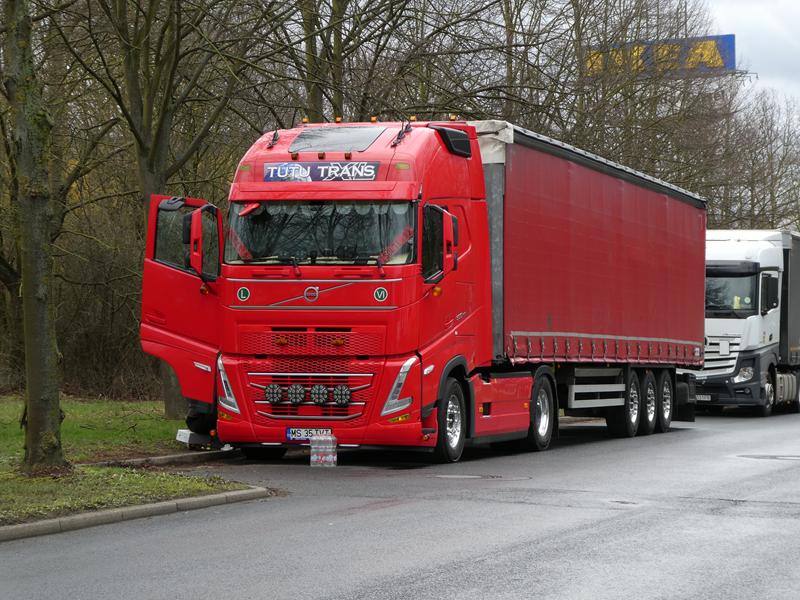 New Volvo FH 500 Tutu Trans 1 (Copy).jpg