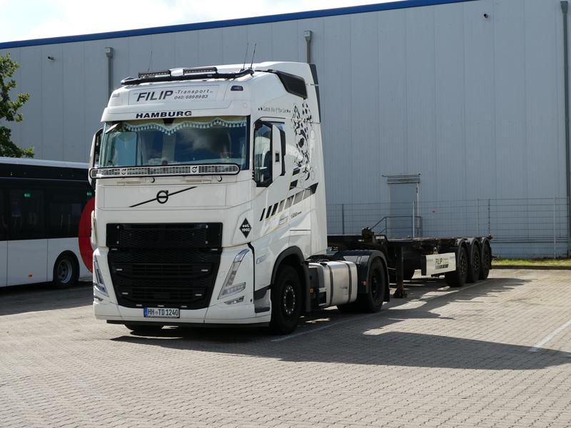 New Volvo FH 500 Filip Transport 1 (Copy).jpg