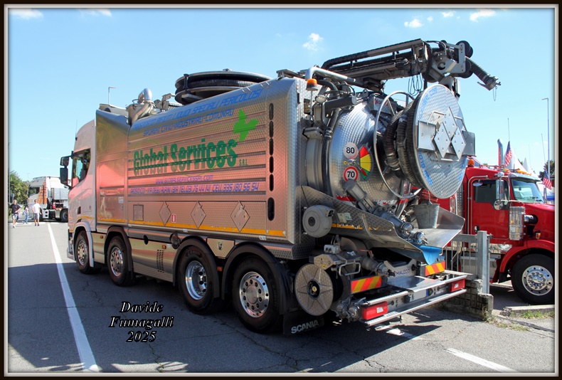 R580 Global Services 2.jpg