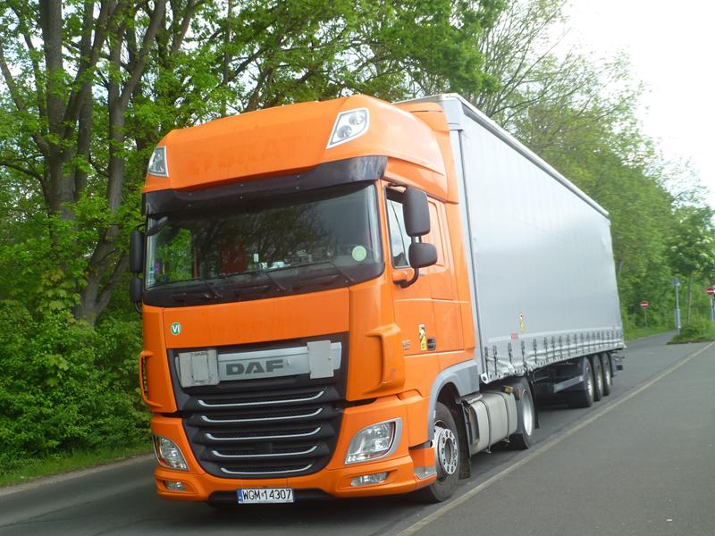 DAF XF 460 SZM Orange Polen 4 (Copy).jpg