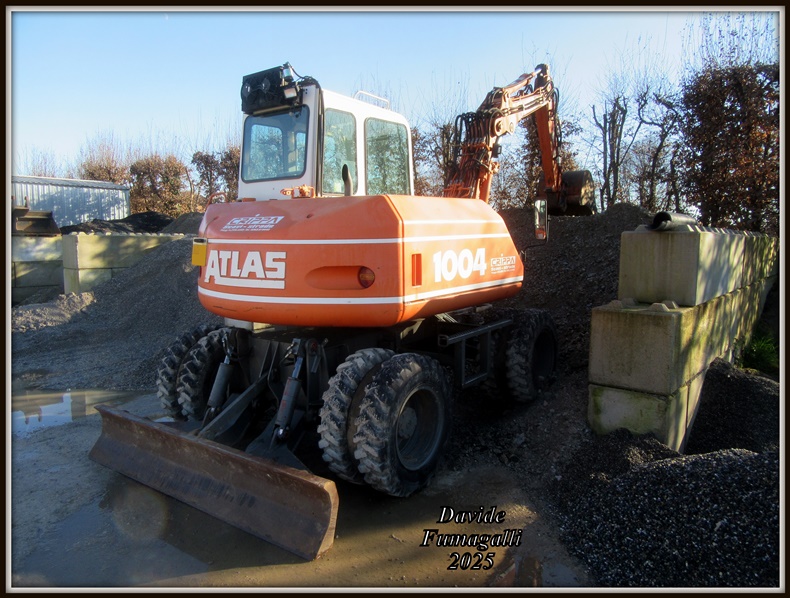 Atlas 1004 Crippa 002.jpg