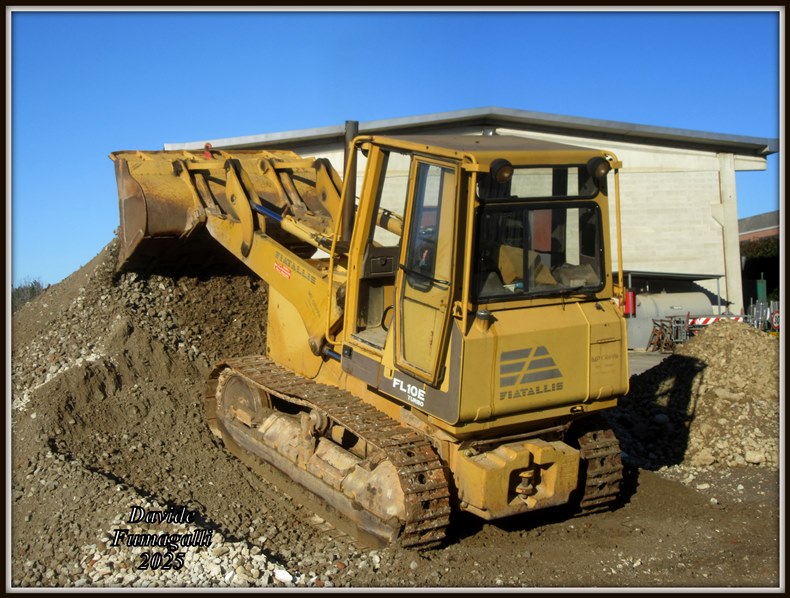 Fiatallis FL10E Crippa 003.jpg