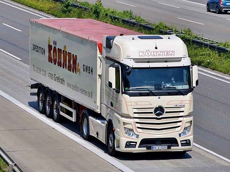 K&ouml;hnen, KK-K 3323 0048.jpg