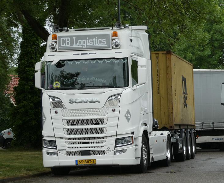 New Scania 520S GB Logitics 1 (Copy).jpg