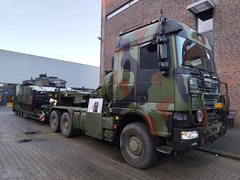 Millit&auml;r NL 0008.jpg