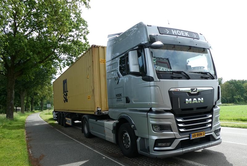 MAN TGX 18.470 Hoek 10 (Copy).jpg