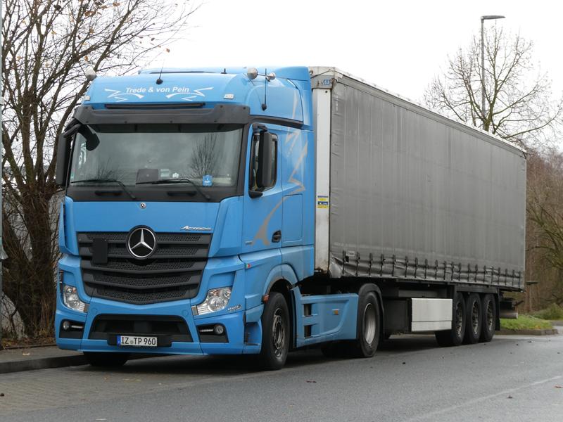 MB Actros 1851 MP4 Frede & Von Pein 12 (Copy).jpg