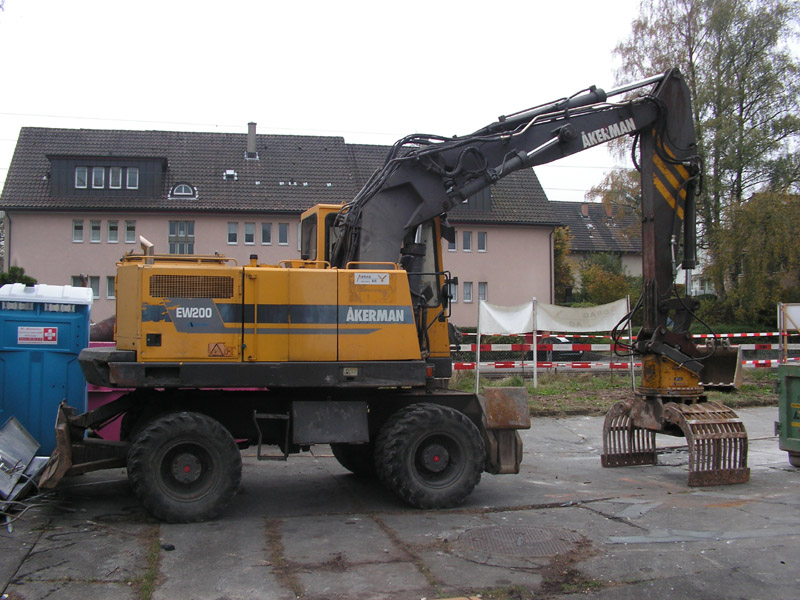 Akermann EW200 Abrag (2).jpg