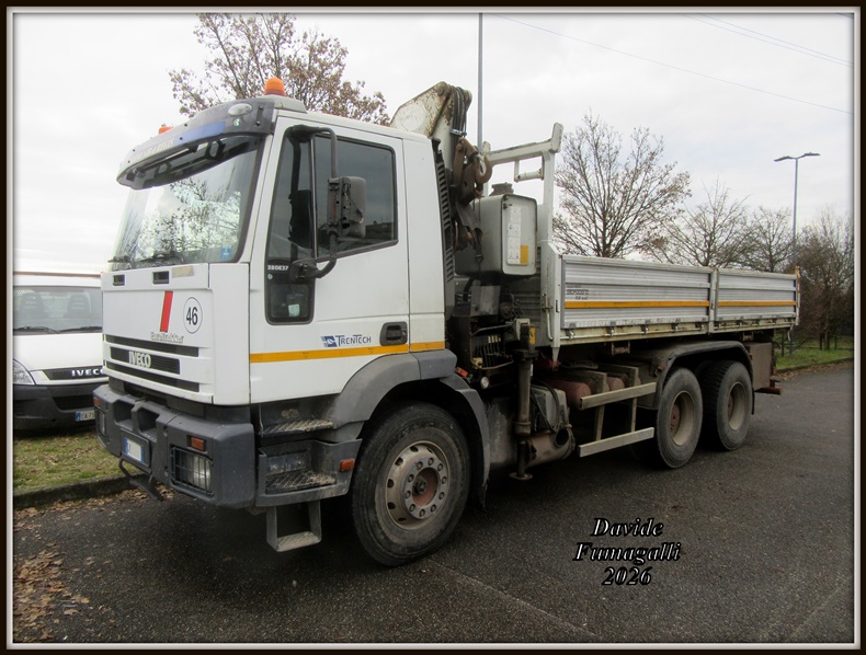 Iveco Eurotrakker 380E37 Trentech 001.jpg