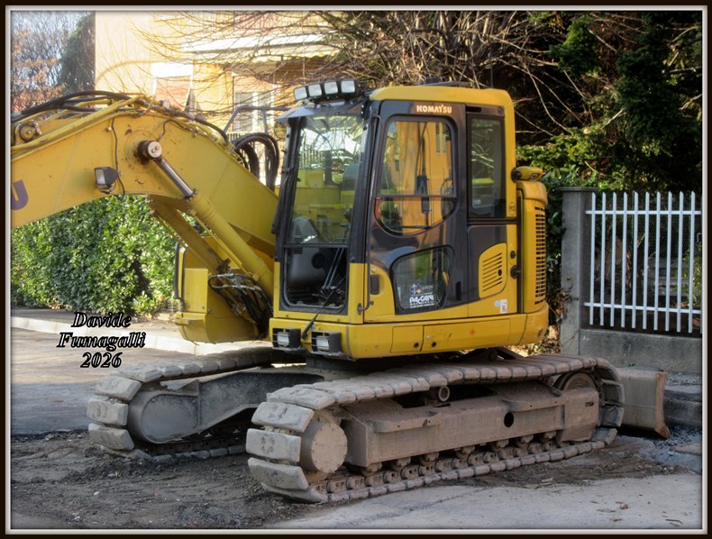 Komatsu PC138US MDR 003.jpg