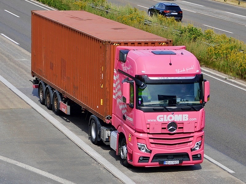 GLOMB, HB-G 5822 0209.jpg