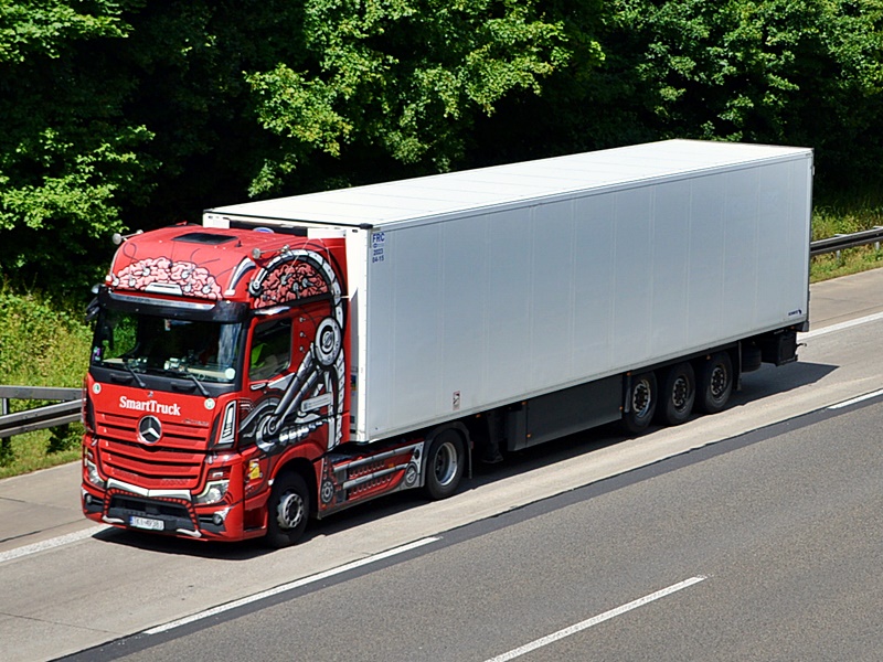 Actros, Smart Truck, KI 4938J, PL 0100.jpg