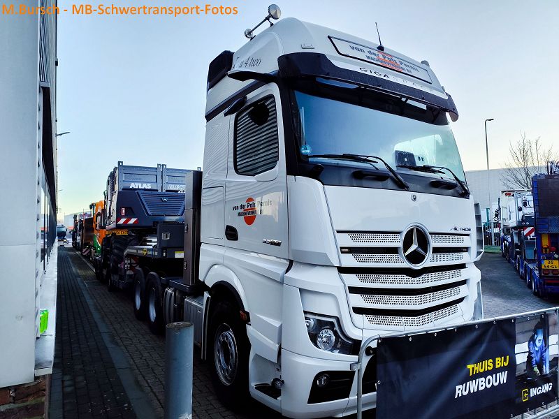 Van der Pols Pernis Machineverhuur B.V  0002.jpg