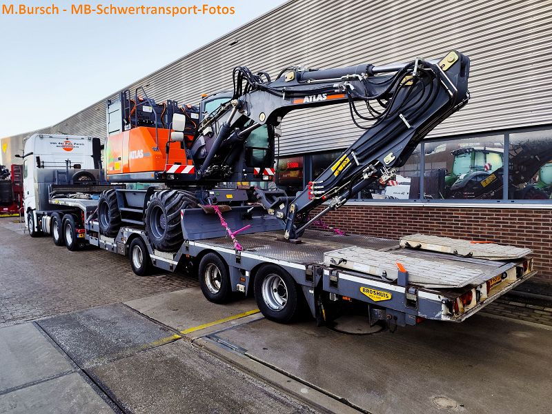 Van der Pols Pernis Machineverhuur B.V  0005.jpg