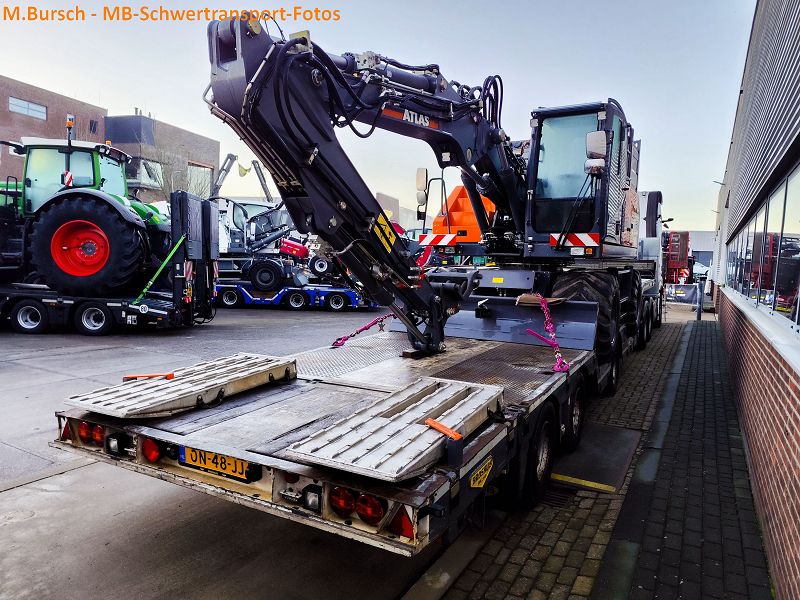 Van der Pols Pernis Machineverhuur B.V  0006.jpg