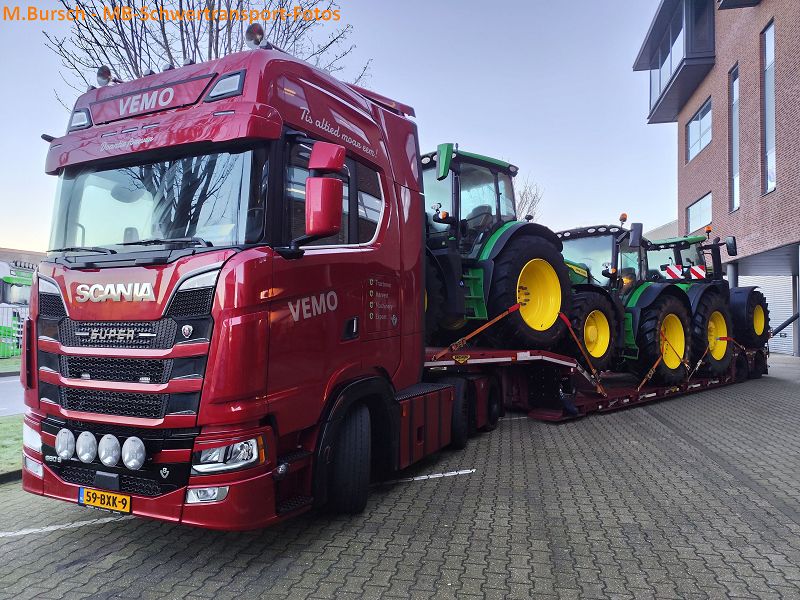 Vemo Tractoren B.V 0001.jpg