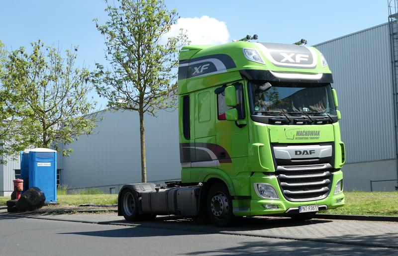 DAF XF 480 Mackowiak Transport 1 (Copy).jpg