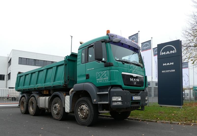 MAN TGS 33.440 WA 10 (Copy).jpg