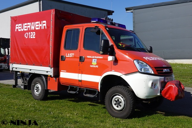 Iveco_Daily_55S18W_4x4_V_ZC_Fire_02.jpg