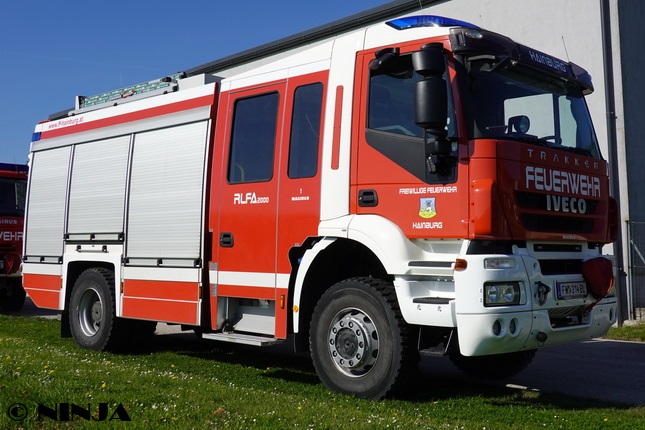  Iveco_Trakker_410_4x4_RLFA_2000_Magirus_
04.jpg
