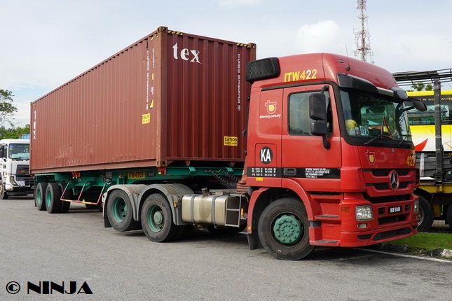 MB_Actros_2644_6x2_NT_MY_01.jpg