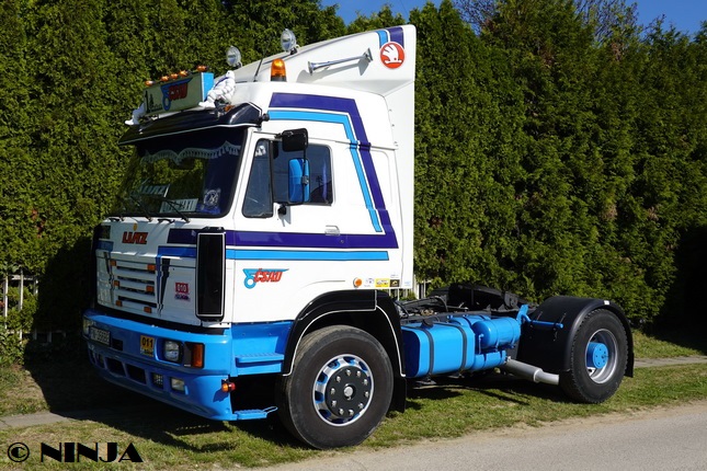 L_110.573_Maxi_AK_04.jpg