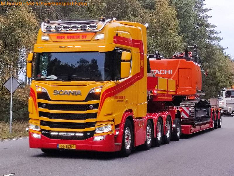 Mack & Speciaal Transportdag 0568.jpg