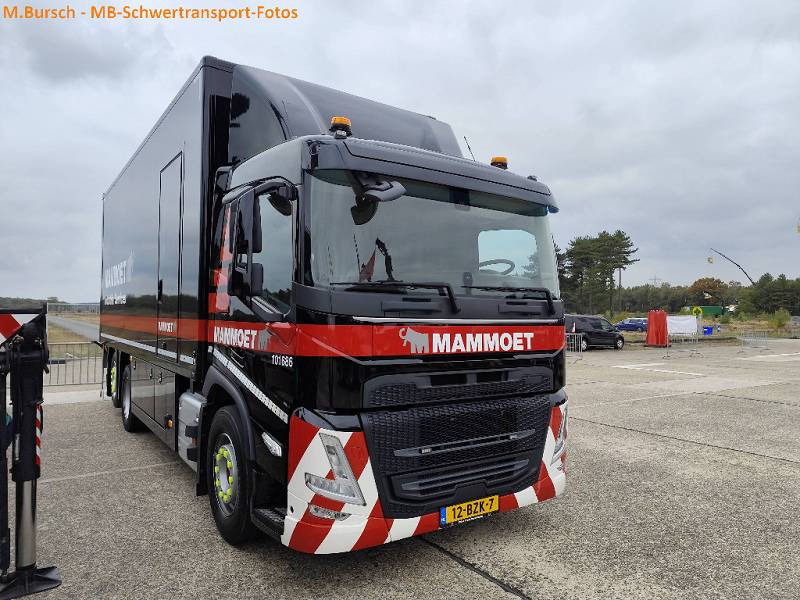 Mack & Speciaal Transportdag 0706.jpg